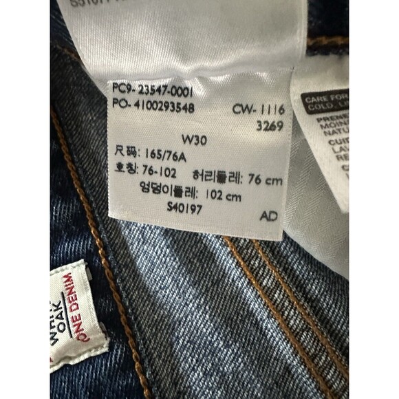 Levi's White Oak Cone Denim Button-Fly Jean Shorts‎ Size  30 dark wash - Picture 8 of 10